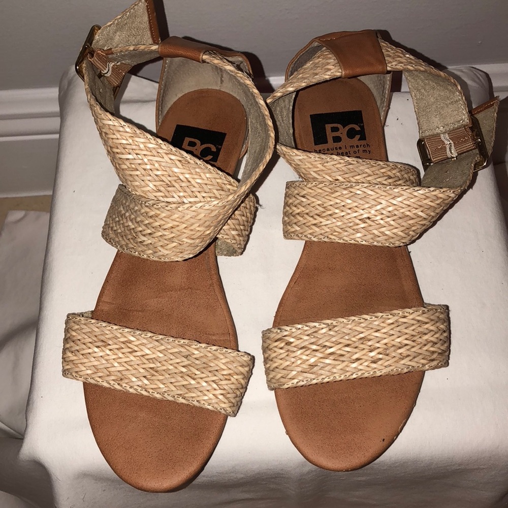 Gladiator brown/tan woven sandals